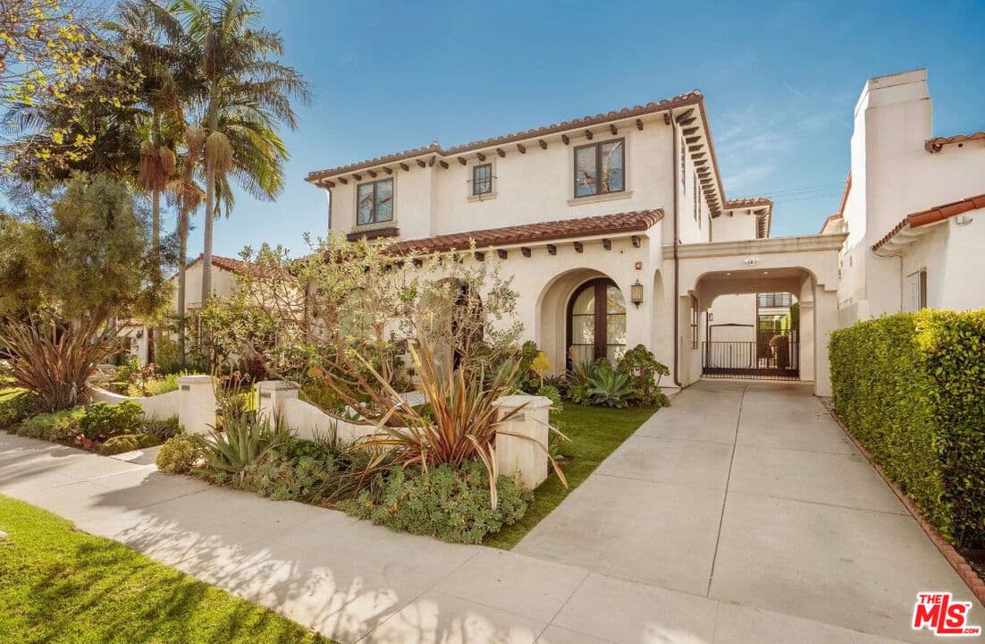 6 bd, 8 ba House in Beverly Hills, CA — $25,000/mo — photo 1