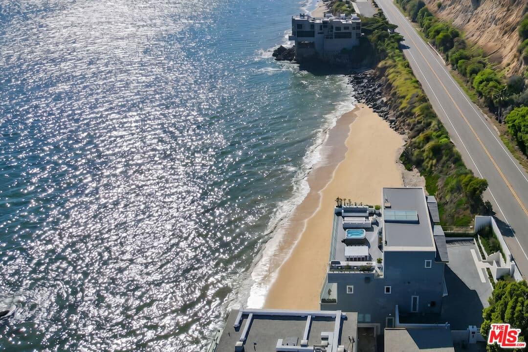 5 bd, 6 ba House in Malibu, CA — $50,000/mo — photo 1