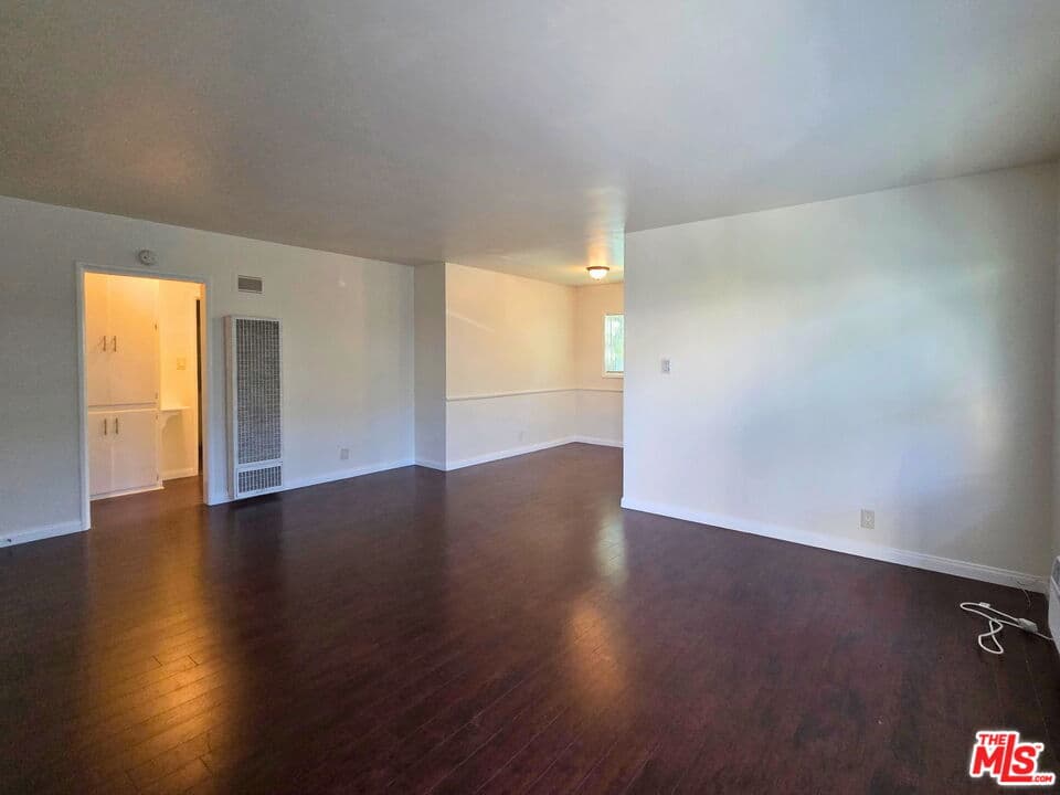 2 bd, 1 ba Apartment in West Hollywood, CA — $2,750/mo — photo 2
