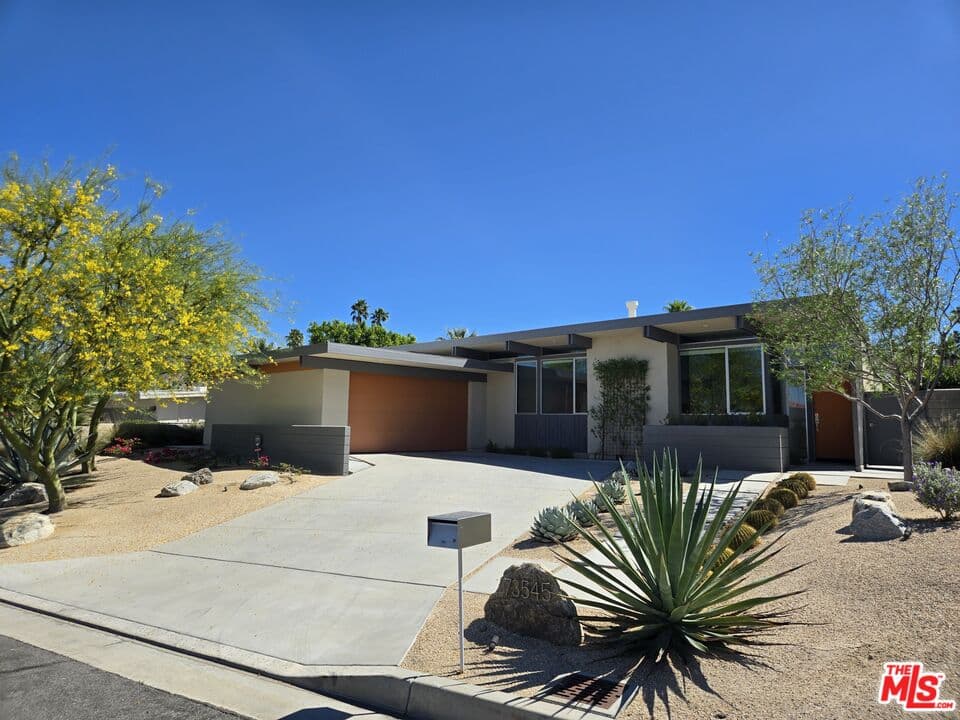 3 bd, 2 ba House in Palm Desert, CA — $9,000/mo — photo 1