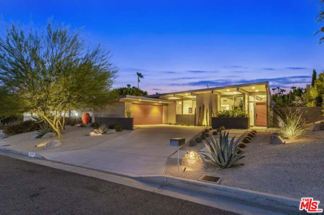 3 bd, 2 ba House in Palm Desert, CA — $9,000/mo — photo 2