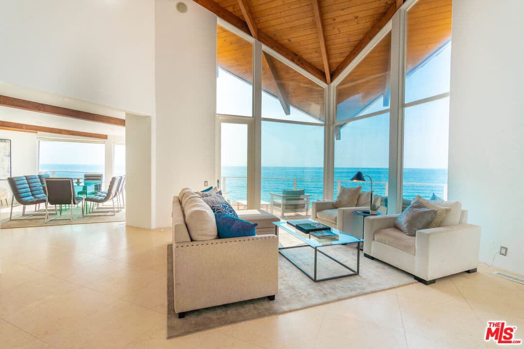3 bd, 4 ba House in Malibu, CA — $25,000/mo — photo 1