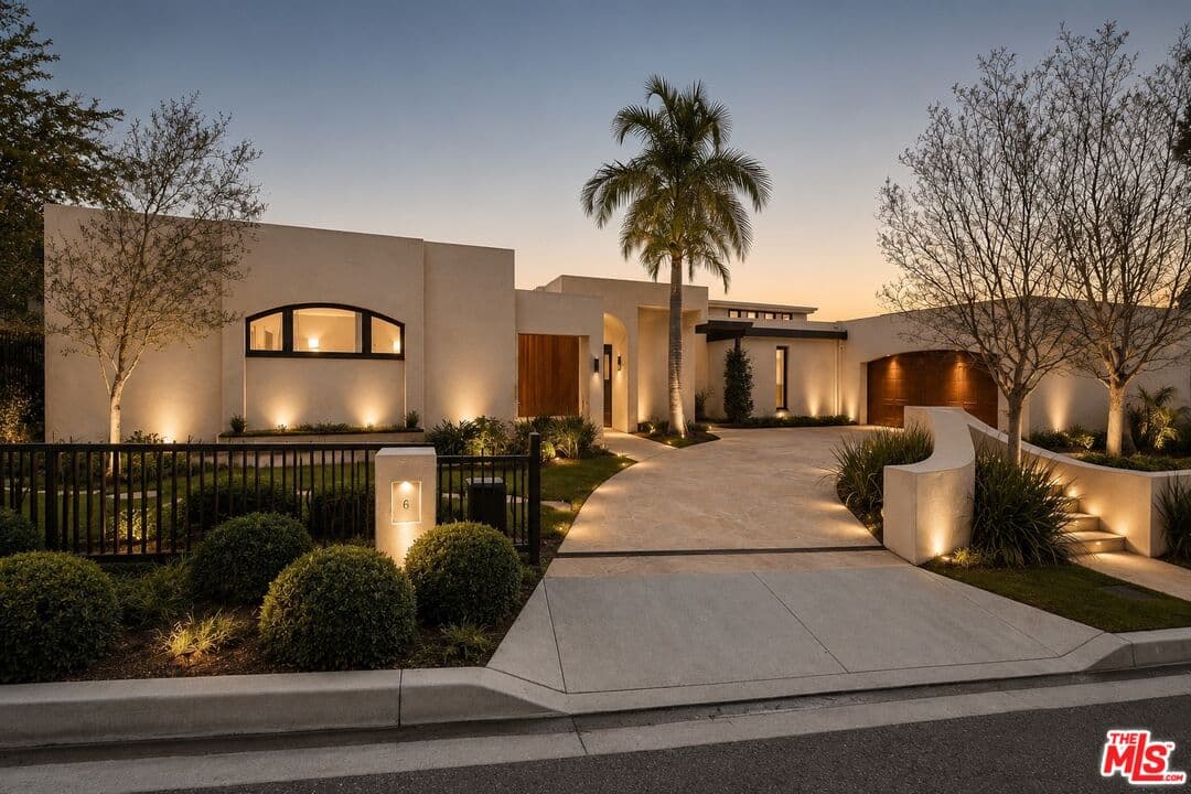 4 bd, 5 ba House in Beverly Hills, CA — $27,500/mo — photo 1