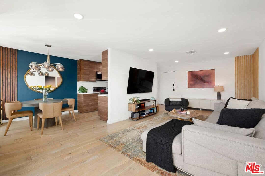 1 bd, 1 ba Condo in Los Angeles, CA — $3,500/mo — photo 1