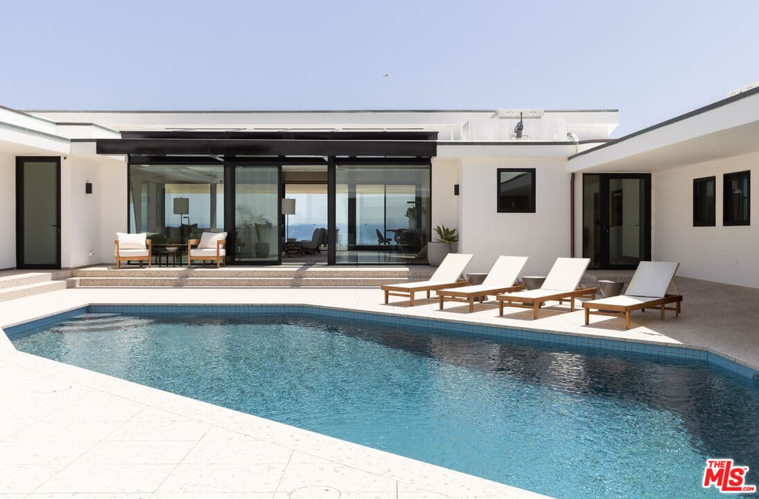 5 bd, 6 ba House in Malibu, CA — $50,000/mo — photo 1