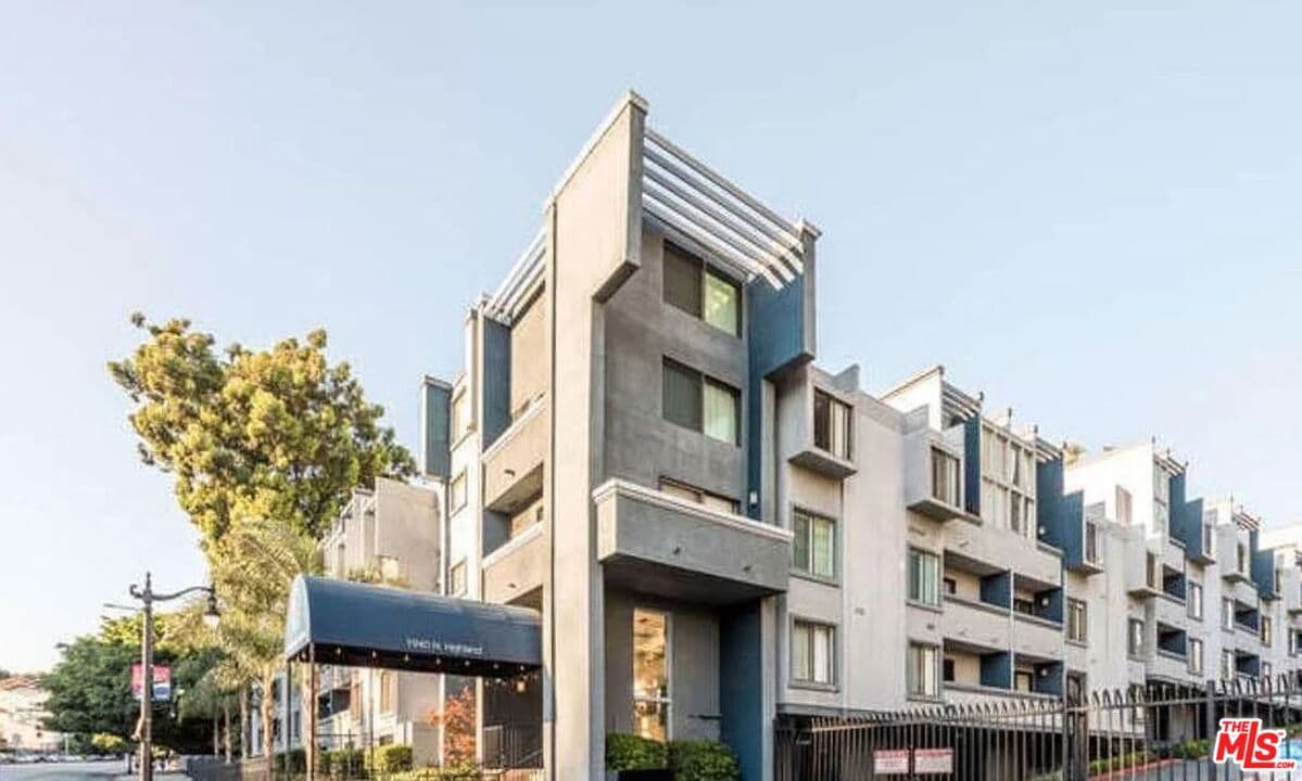2BR Condo in Los Angeles β $3,990/mo