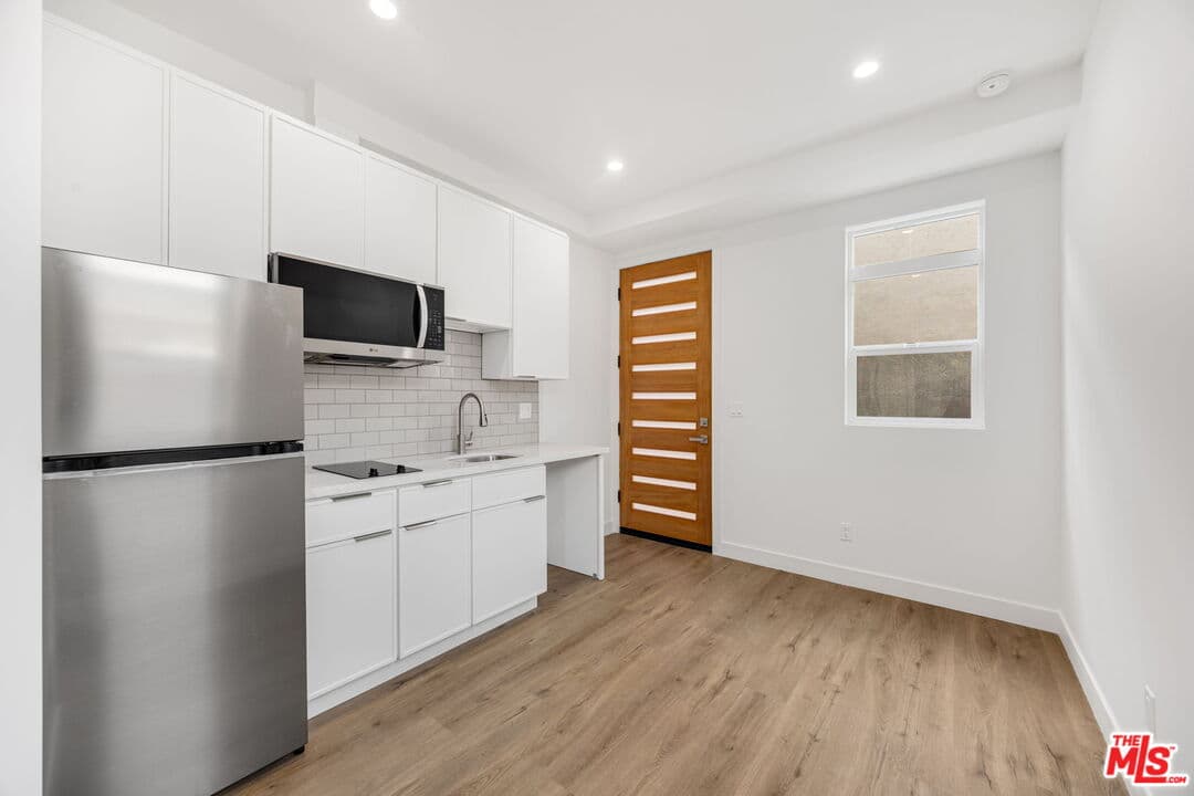1 bd, 1 ba Condo in North Hollywood, CA — $1,600/mo — photo 1