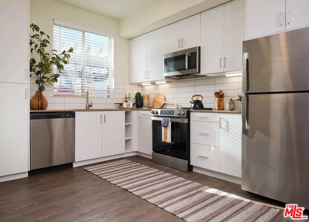 2BR Townhouse in Murrieta — $2,699/mo