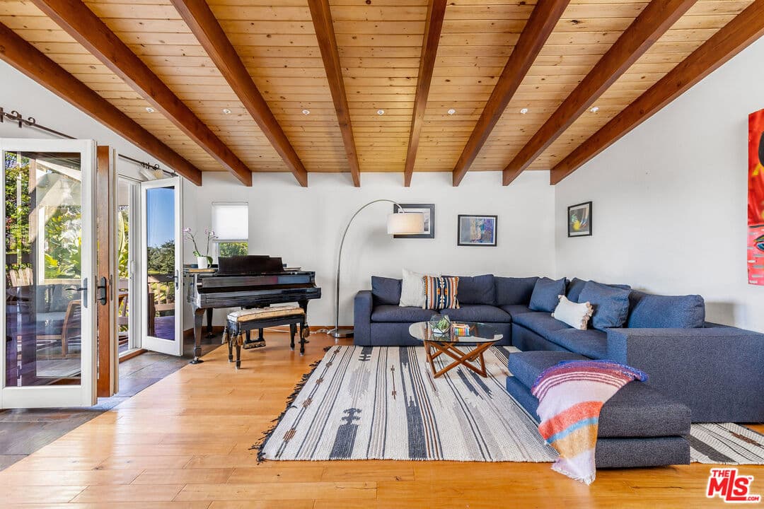 4 bd, 3 ba House in Topanga, CA — $8,200/mo — photo 1