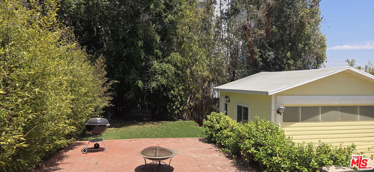 2 bd, 2 ba House in Los Angeles, CA — $5,500/mo — photo 2