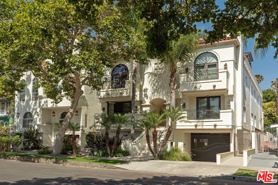 3 bd, 3 ba Condo in West Hollywood, CA — $7,900/mo — photo 1