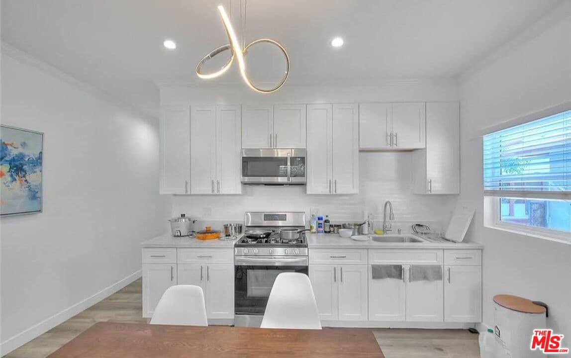 5 bd, 5 ba House in Los Angeles, CA — $6,450/mo — photo 1