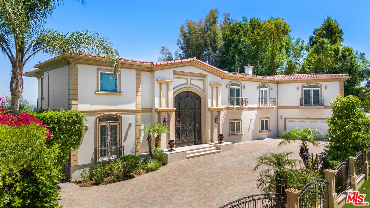 6 bd, 7 ba House in Encino, CA — $19,500/mo — photo 1