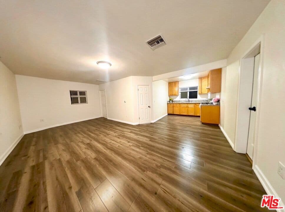 1 bd, 2 ba Apartment in Los Angeles, CA — $2,500/mo — photo 1