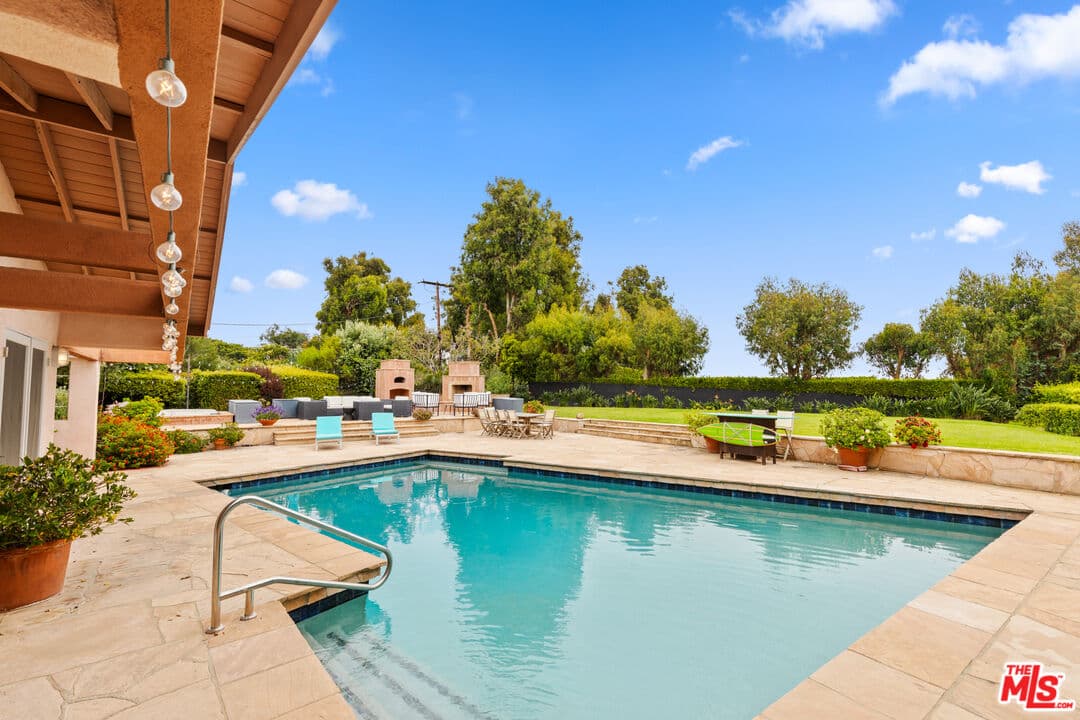 3 bd, 4 ba House in Malibu, CA — $18,000/mo — photo 2