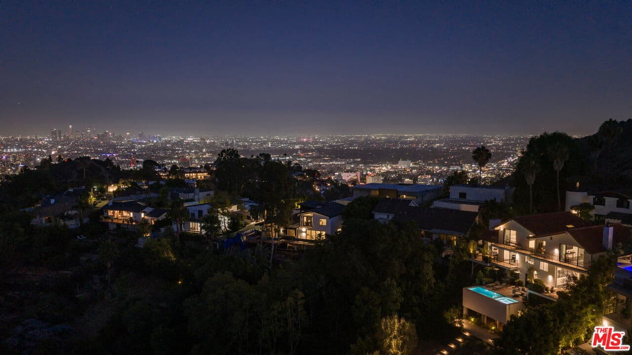 4 bd, 6 ba House in Los Angeles, CA — $18,000/mo — photo 2