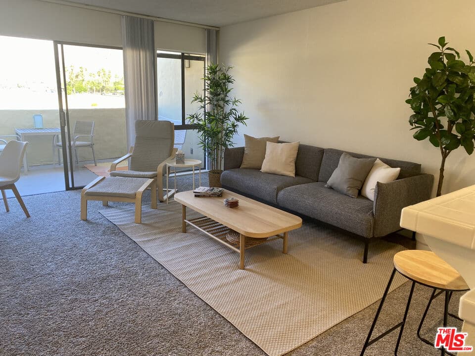 1 bd, 1 ba Condo in Palm Springs, CA — $1,950/mo — photo 2