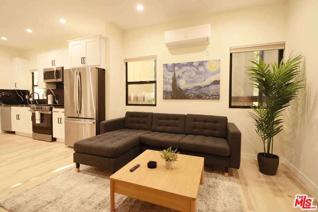 1 bd, 2 ba Townhouse in West Hollywood, CA — $3,950/mo — photo 1