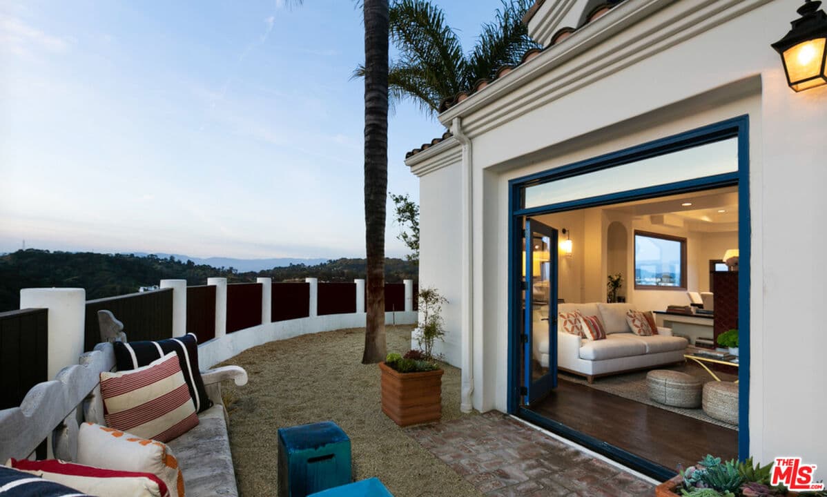 4 bd, 3 ba House in Los Angeles, CA — $11,000/mo — photo 1