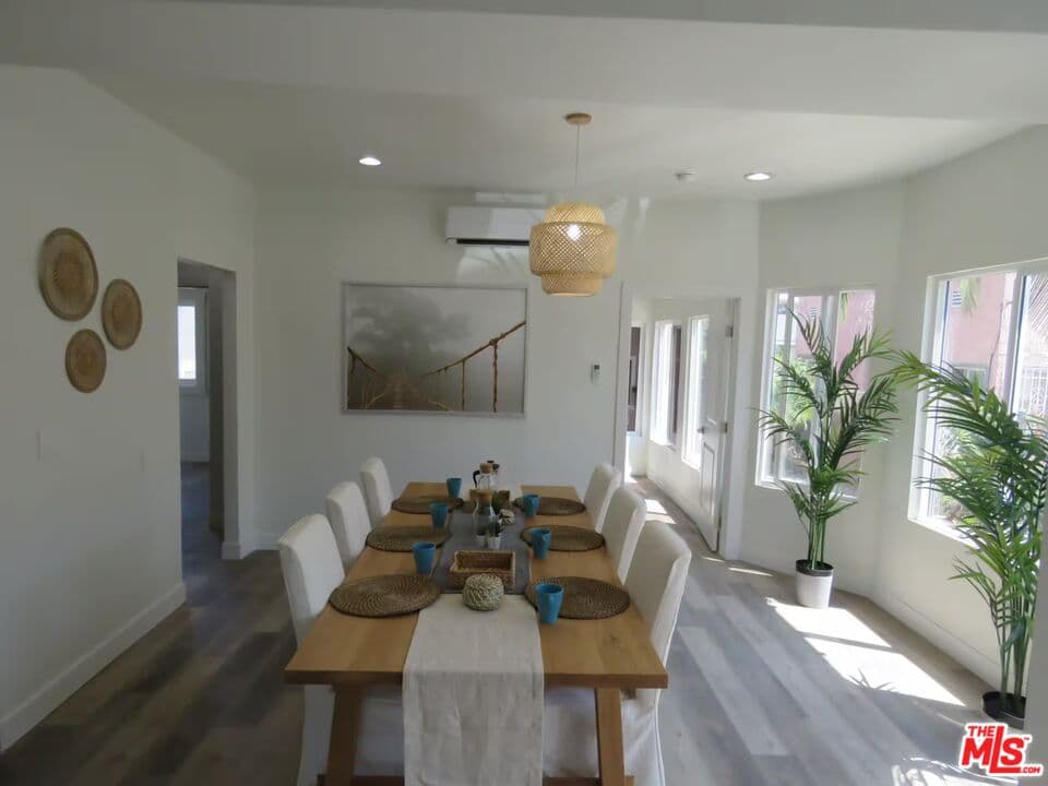 6 bd, 3 ba House in Los Angeles, CA — $5,495/mo — photo 1