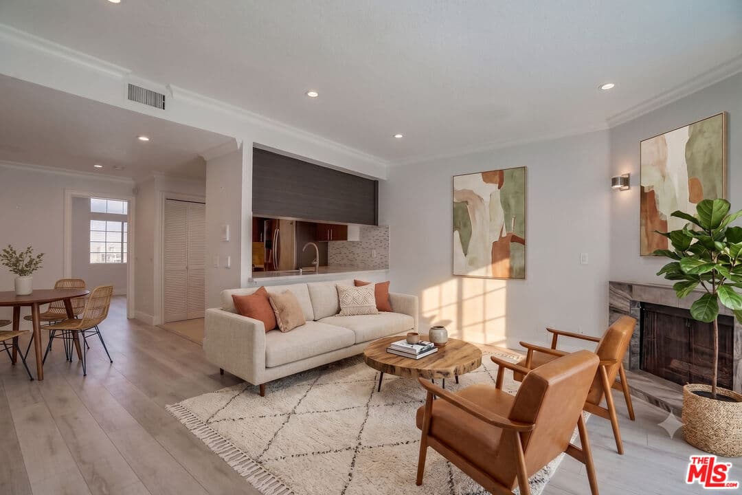 1BR Apartment in Los Angeles β $3,000/mo