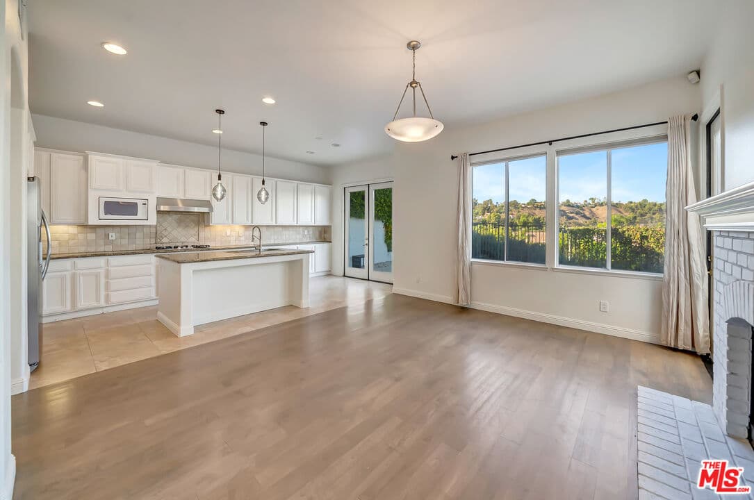 4 bd, 3 ba House in Calabasas, CA — $8,500/mo — photo 1