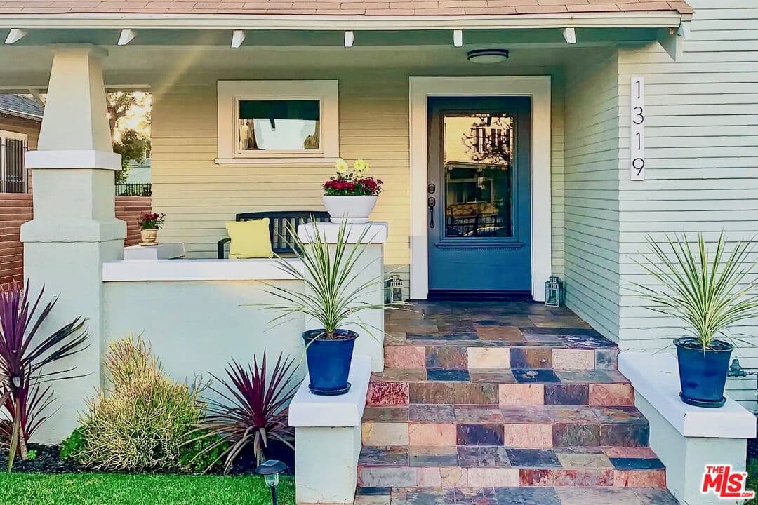 3 bd, 3 ba House in Los Angeles, CA — $6,000/mo — photo 1