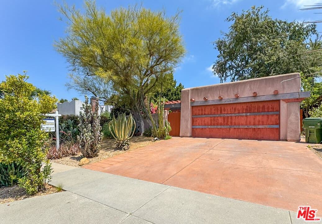 3 bd, 3 ba House in Los Angeles, CA — $5,500/mo — photo 1