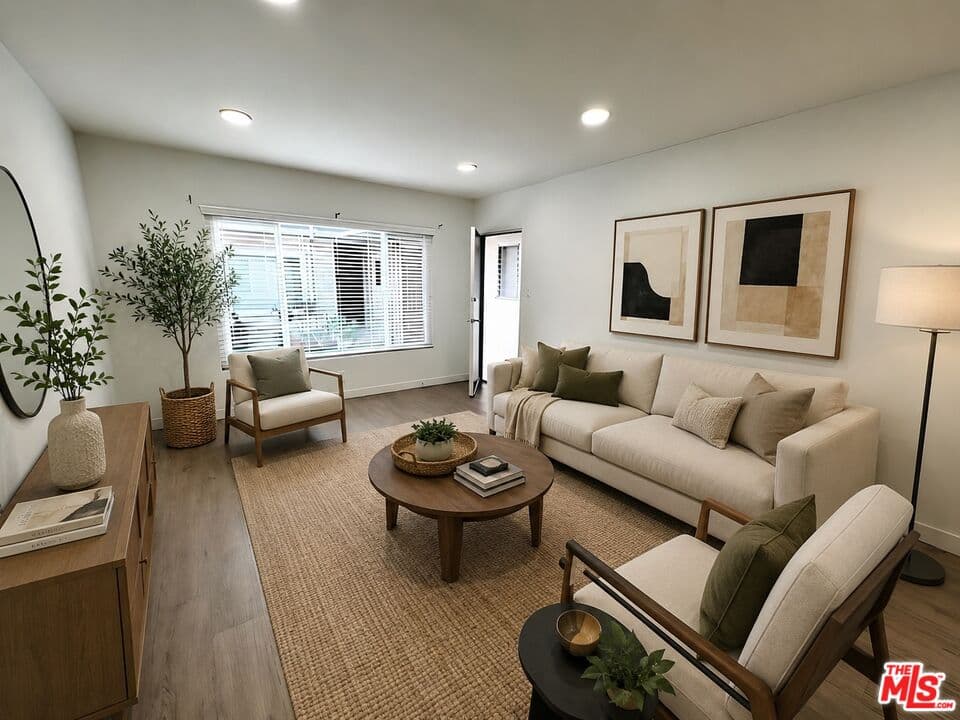 1 bd, 1 ba Apartment in Los Angeles, CA — $1,695/mo — photo 2