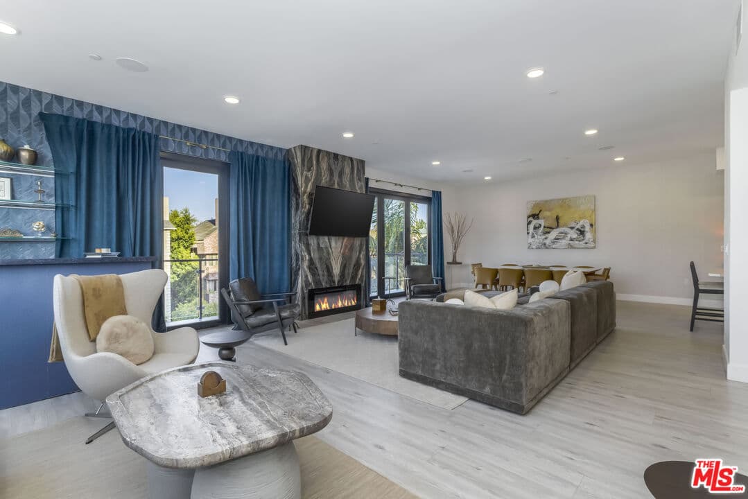 4 bd, 4 ba House in Los Angeles, CA — $20,000/mo — photo 2
