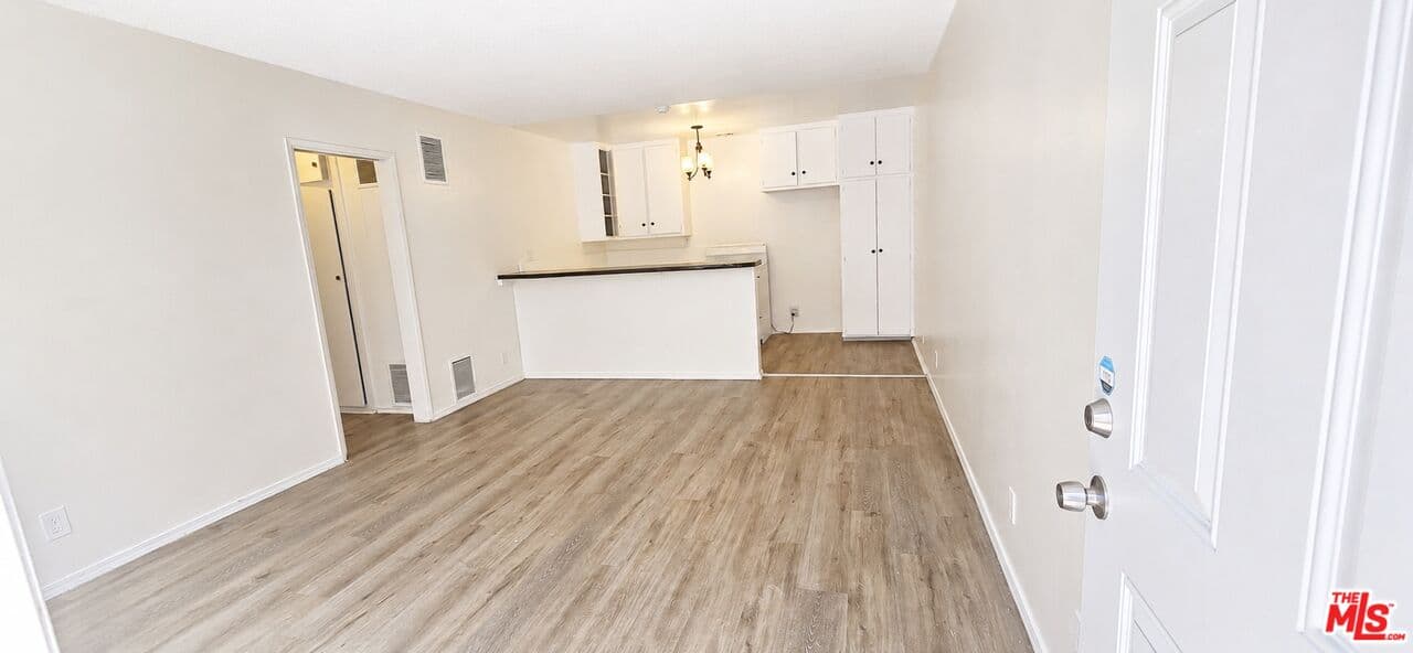 1 bd, 1 ba Apartment in Los Angeles, CA — $2,000/mo — photo 1