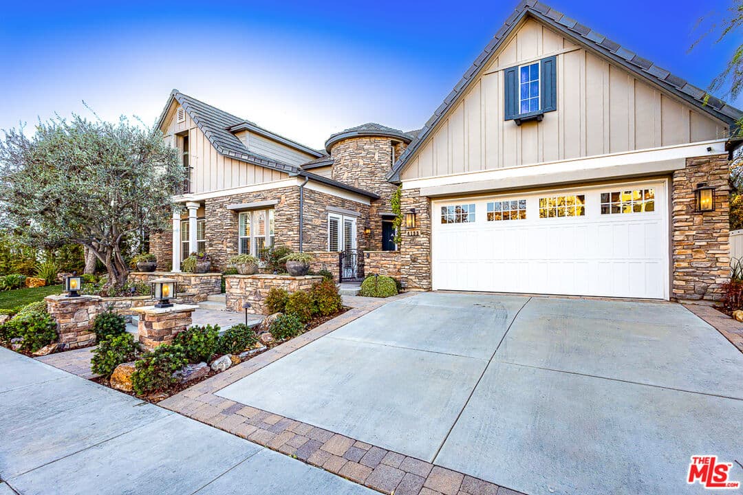 3 bd, 4 ba House in Calabasas, CA — $14,950/mo — photo 2