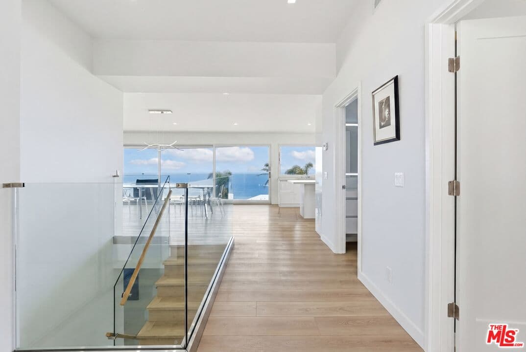 6 bd, 5 ba House in Malibu, CA — $18,800/mo — photo 1
