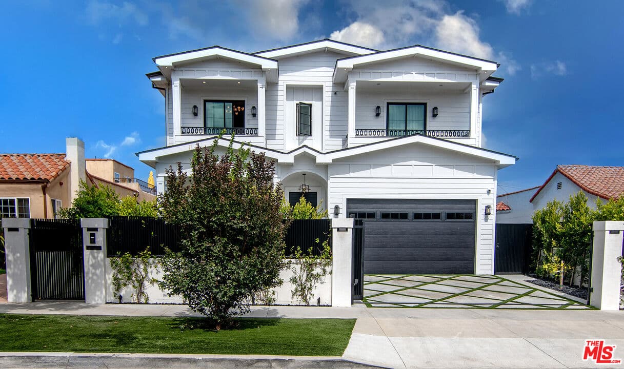 5BR House in Los Angeles β $25,999/mo