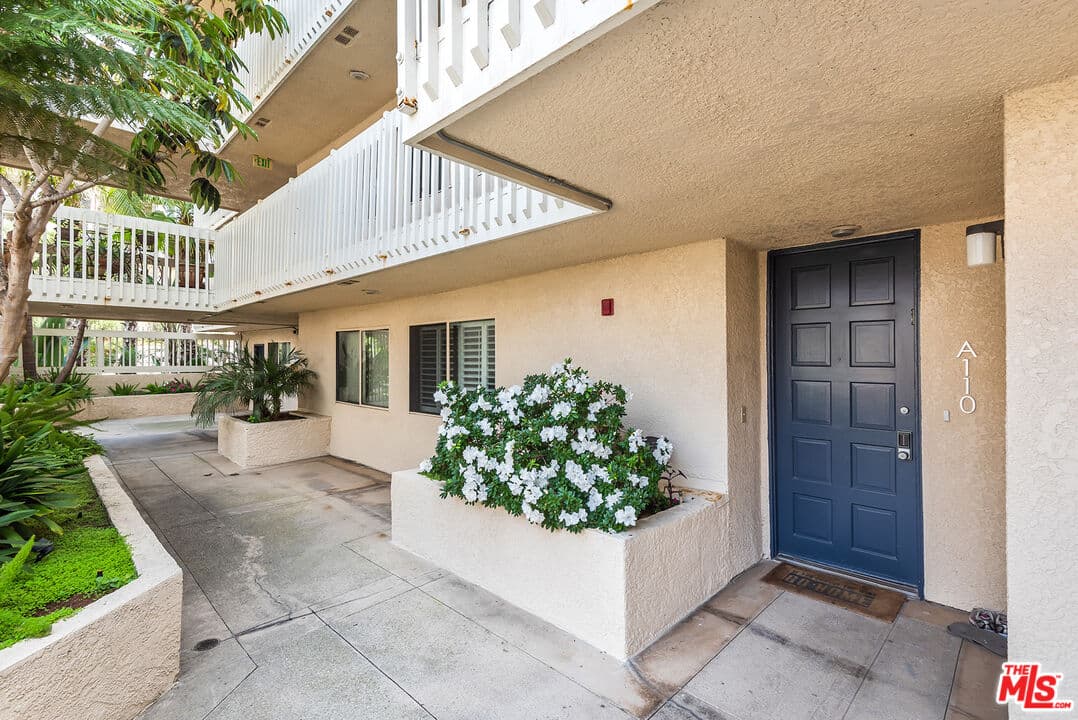2 bd, 3 ba Condo in Playa Del Rey, CA — $6,500/mo — photo 2