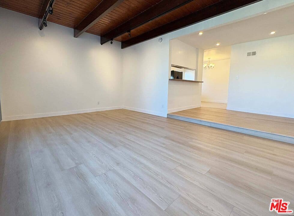 4 bd, 3 ba Apartment in Los Angeles, CA — $3,995/mo — photo 2