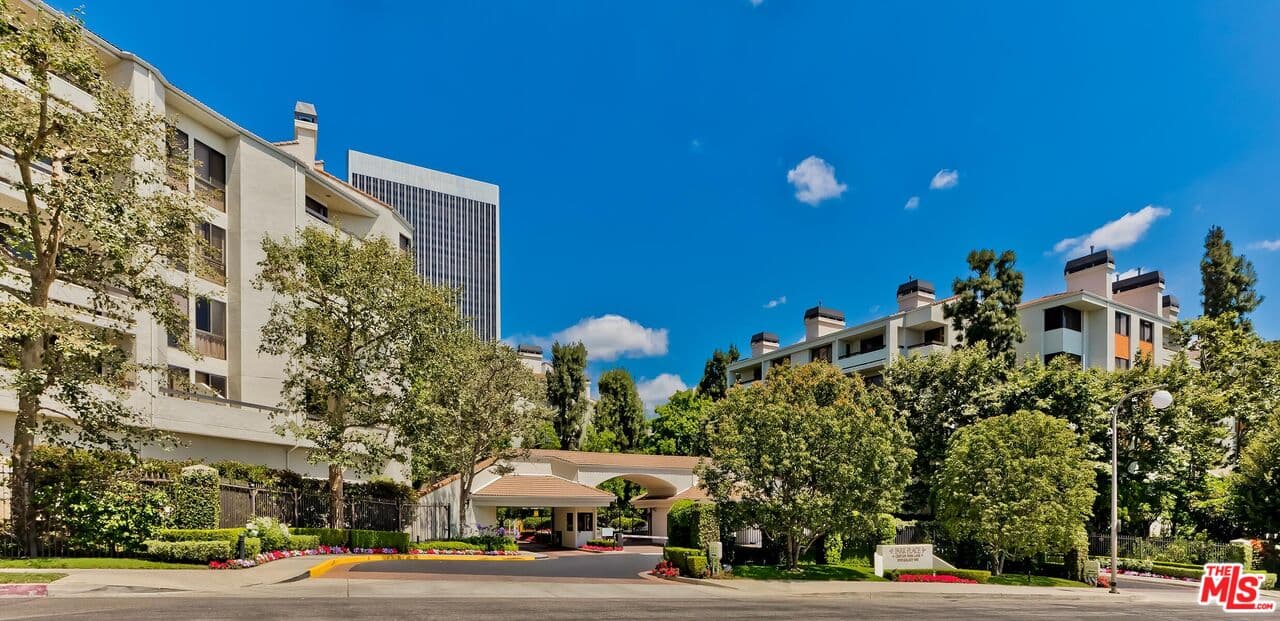 2 bd, 2 ba Condo in Los Angeles, CA — $8,000/mo — photo 1