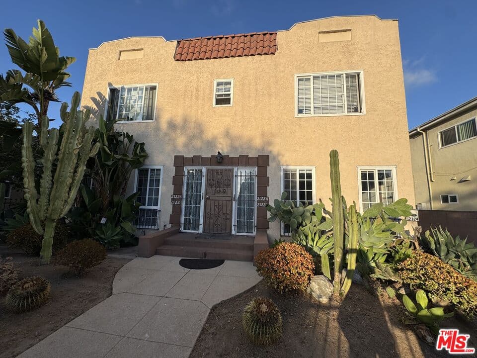 1BR Apartment in Los Angeles — $2,300/mo
