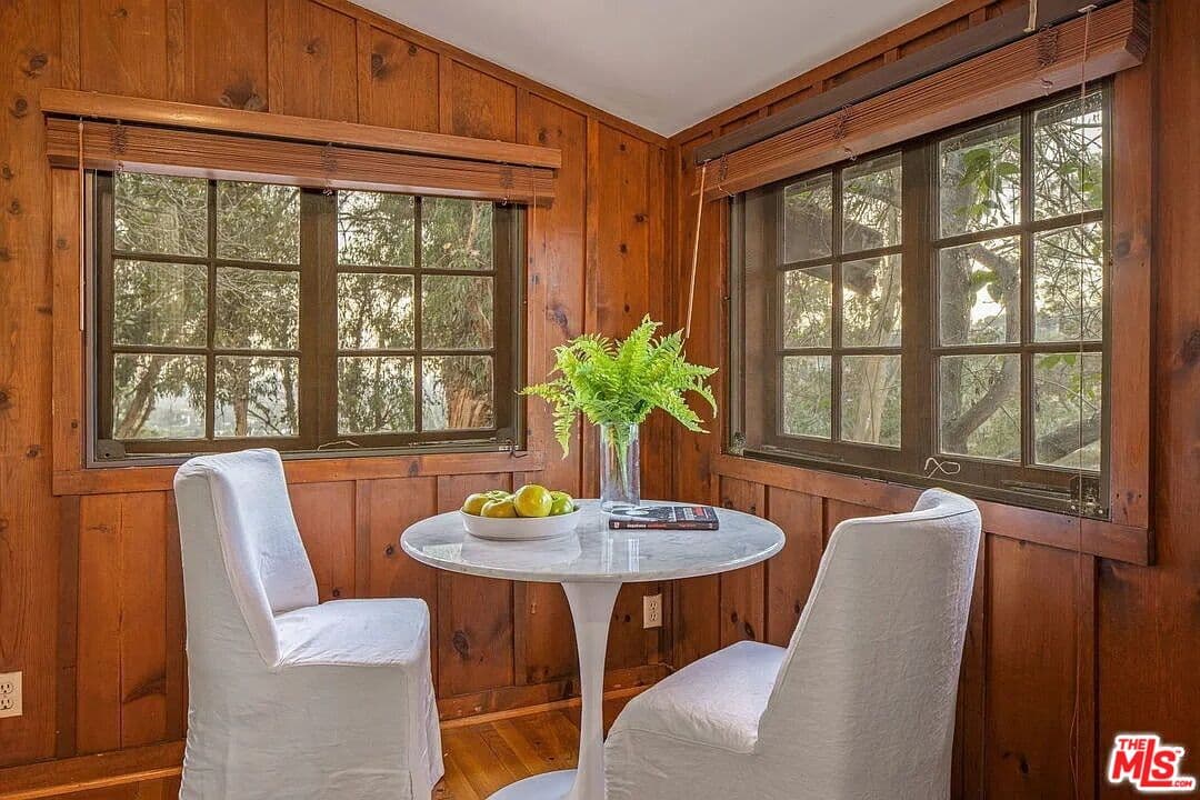 1 bd, 1 ba Townhouse in Beverly Hills, CA — $2,750/mo — photo 2