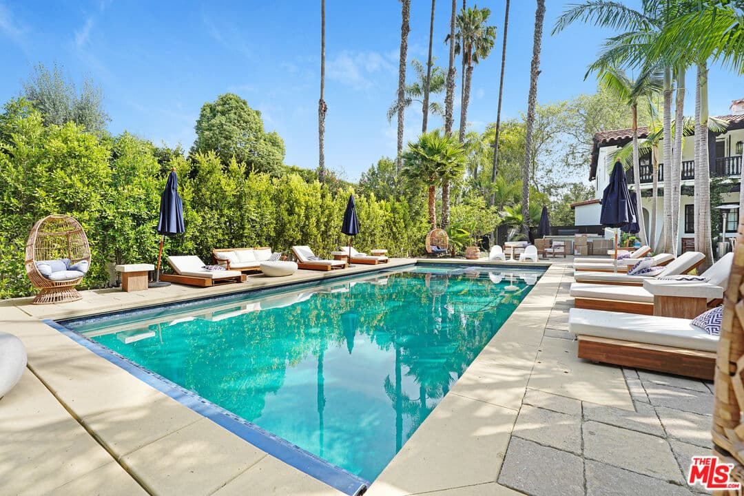 9 bd, 13 ba House in Beverly Hills, CA — $98,000/mo — photo 1