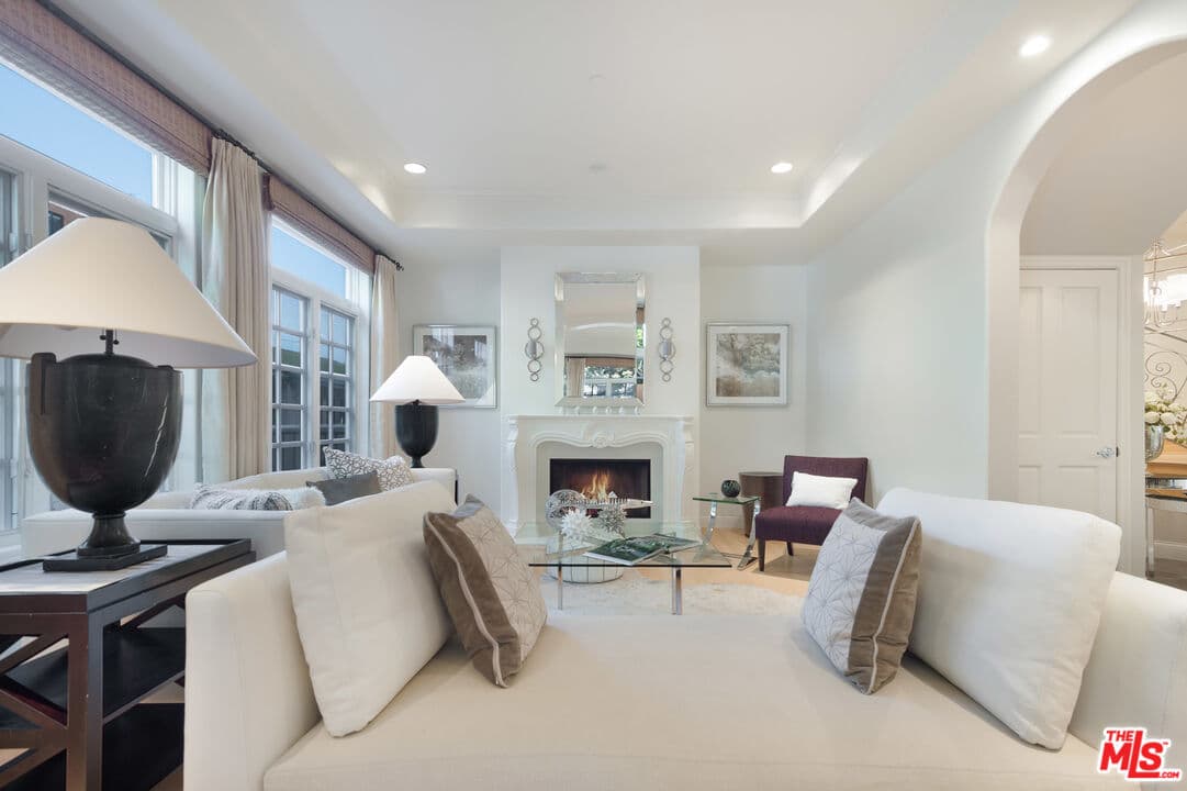 3 bd, 4 ba Townhouse in Beverly Hills, CA — $13,000/mo — photo 1