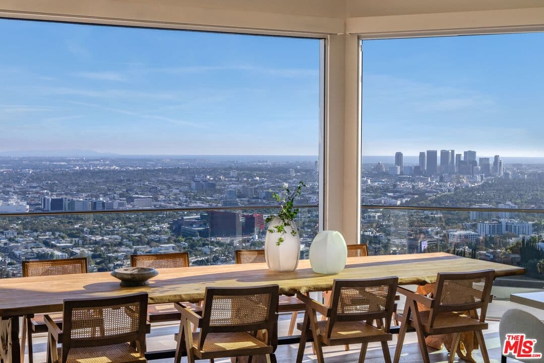 4 bd, 5 ba House in Los Angeles, CA — $35,000/mo — photo 1