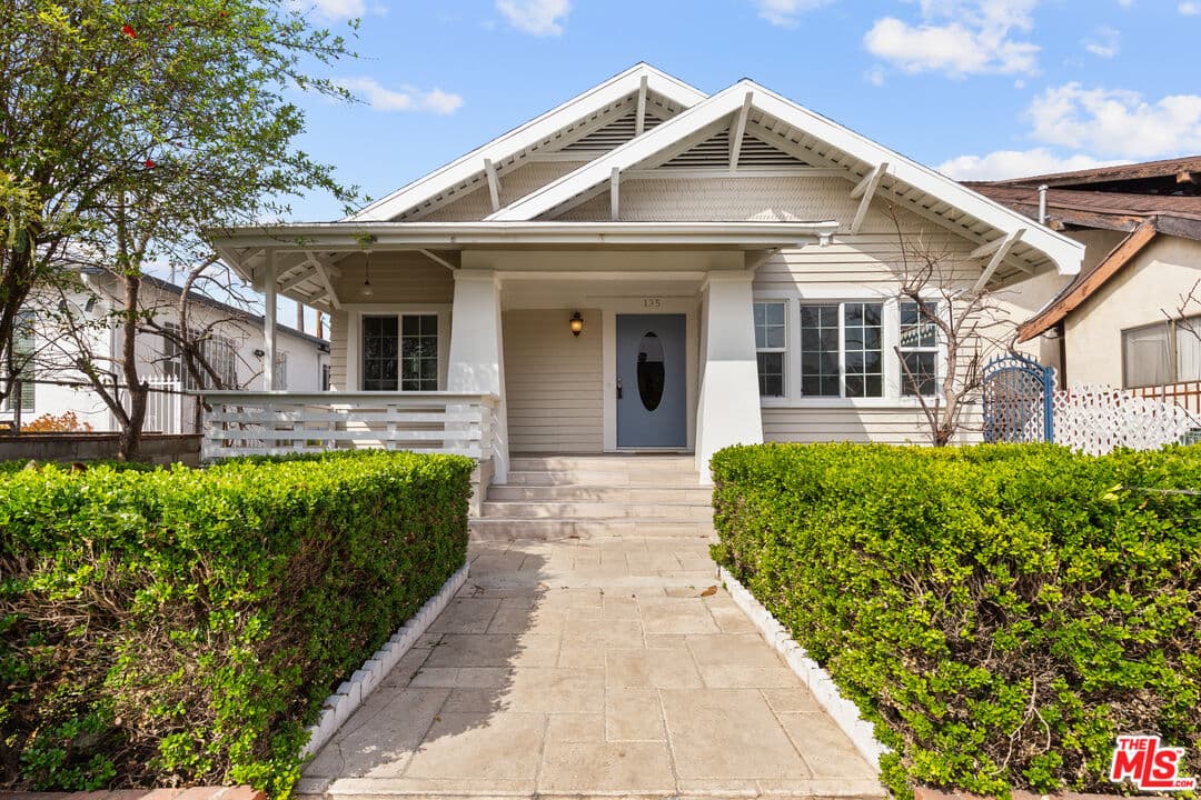 3 bd, 2 ba House in Los Angeles, CA — $4,995/mo — photo 1