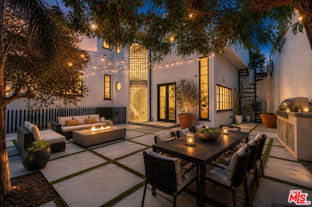 3 bd, 3 ba House in Los Angeles, CA — $9,999/mo — photo 1