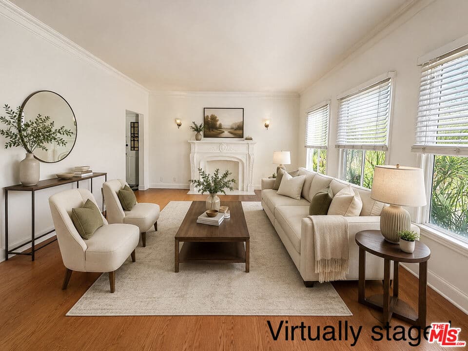 2 bd, 1 ba Apartment in Los Angeles, CA — $2,450/mo — photo 2