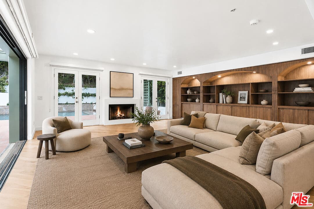 4BR House in Los Angeles β $22,000/mo