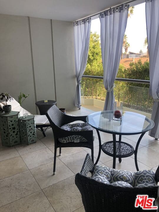 1 bd, 1 ba Apartment in Santa Monica, CA — $5,500/mo — photo 1