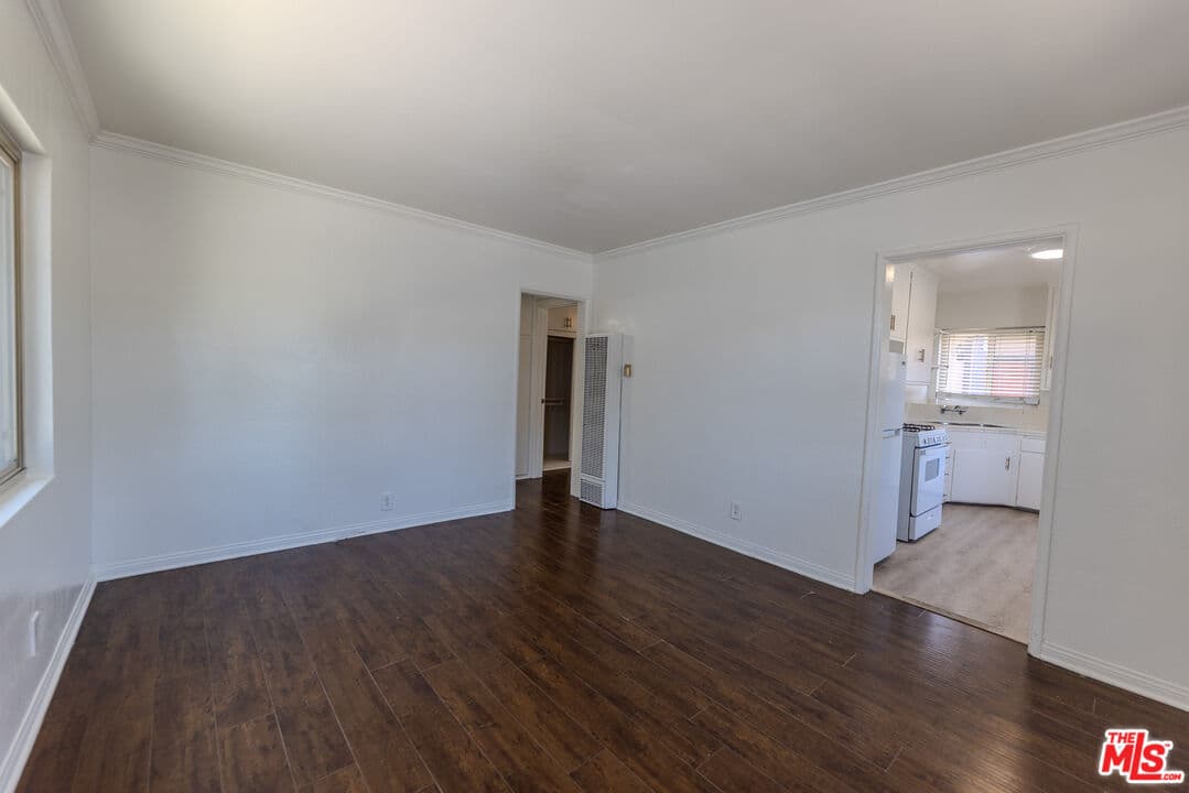 1 bd, 1 ba Apartment in Burbank, CA — $1,750/mo — photo 2