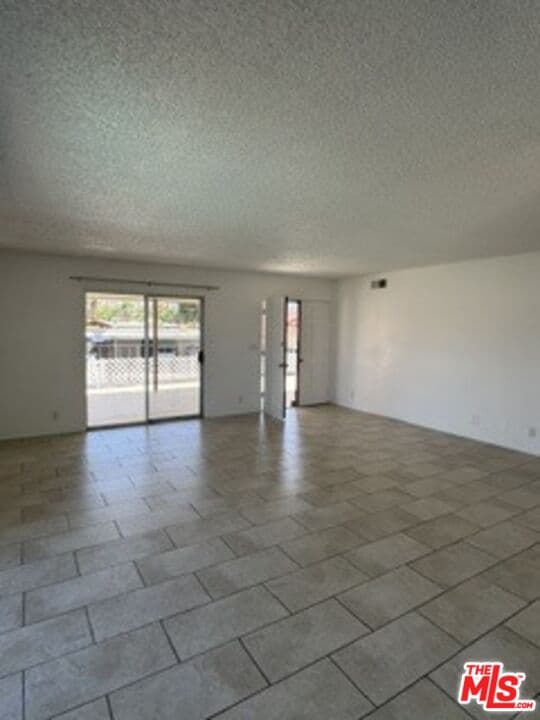 2 bd, 2 ba Apartment in Palm Desert, CA — $2,100/mo — photo 2