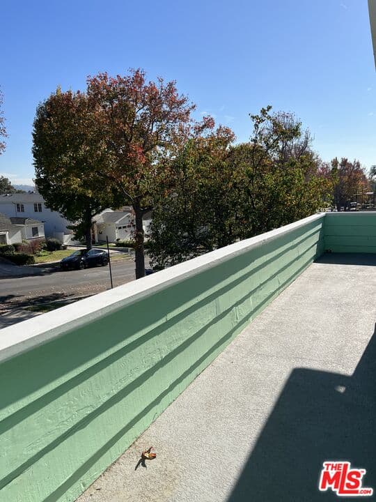 3 bd, 2 ba House in Los Angeles, CA — $6,000/mo — photo 2